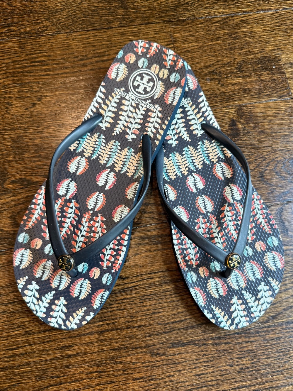PTory Burch printed flip flops- LIKE NEW